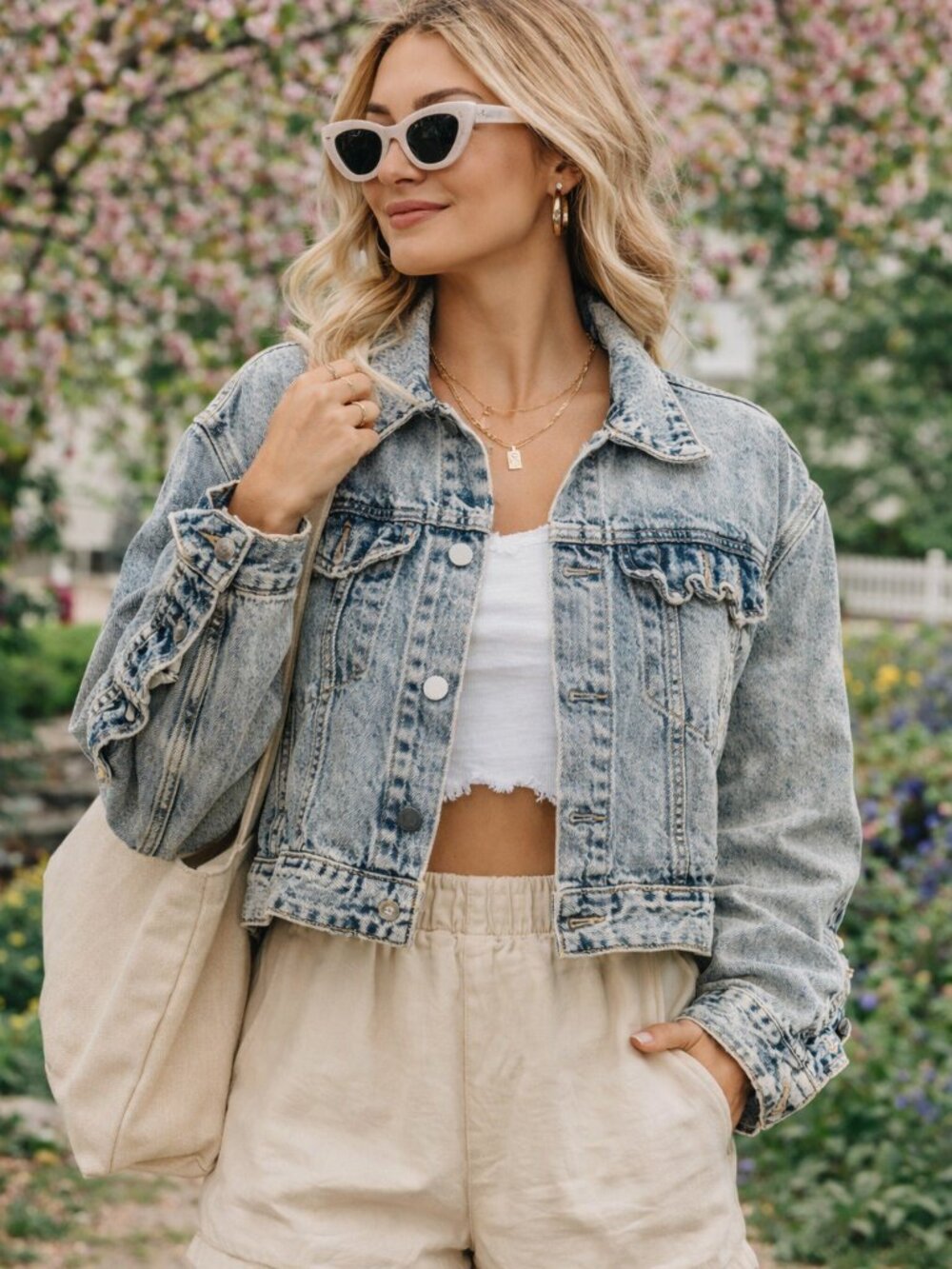 Forever 21 Acid Wash Denim Jacket w/ Ruffle Detail – Size M NWT